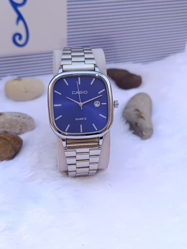 Qol saatı Casio